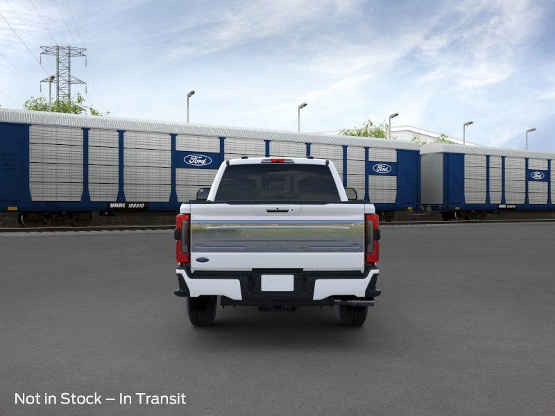 2025 Ford F-350 Platinum photo 4
