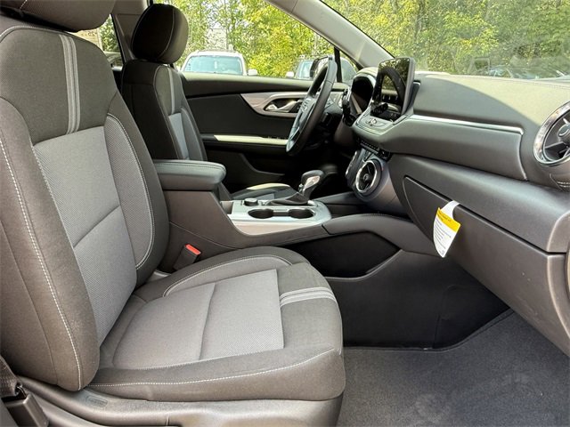 2025 Chevrolet Blazer 2LT photo 19