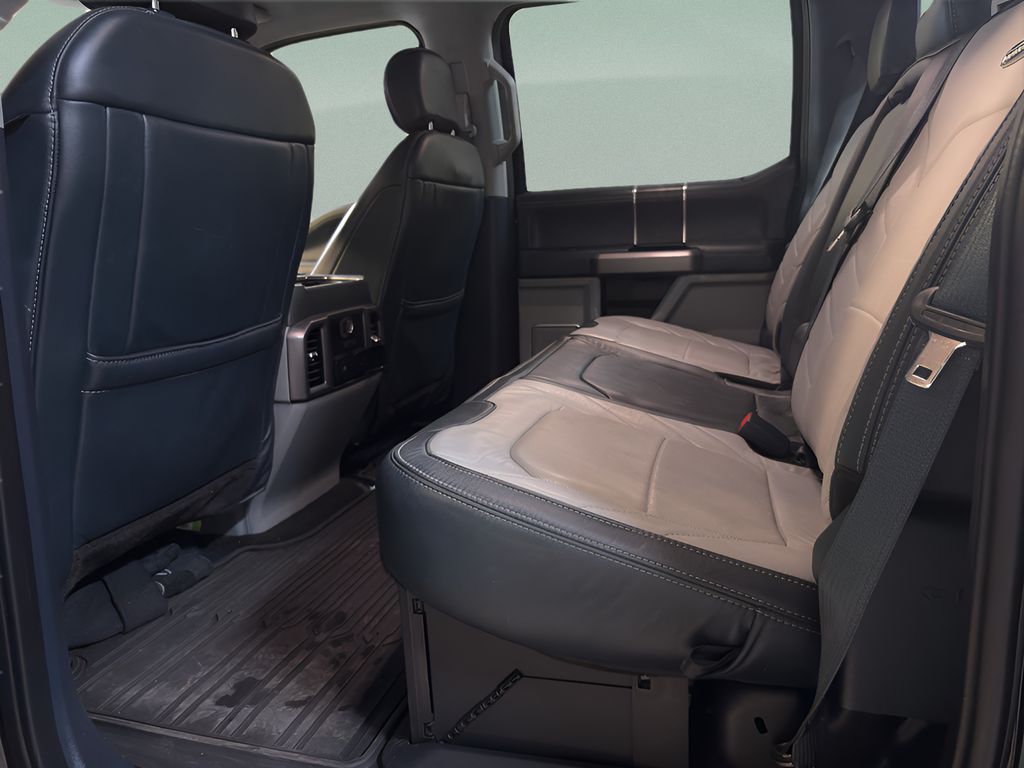 2022 Ford F-350 Limited photo 20