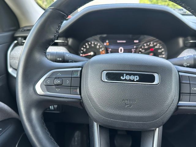 2022 Jeep Compass Latitude Lux photo 20