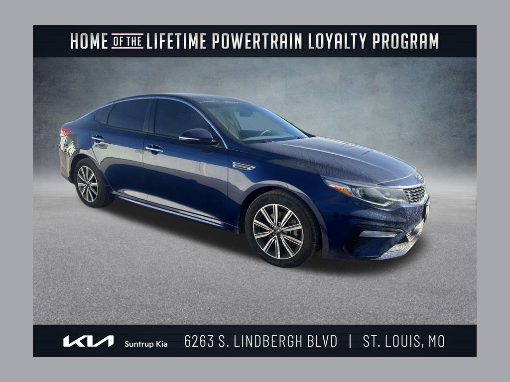2019 Kia Optima LX's photo