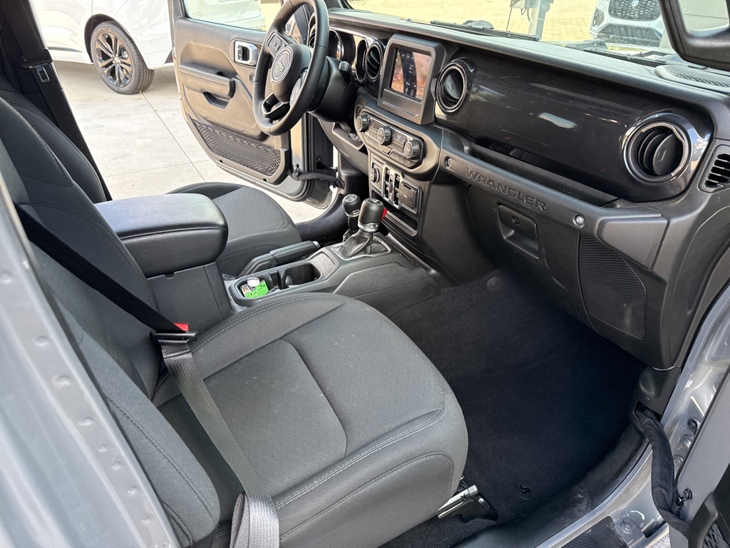 2022 Jeep Wrangler Unlimited Sport Altitude photo 23
