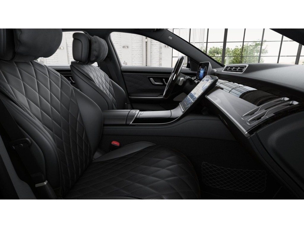 2025 Mercedes Benz S 580 4MATIC photo 4