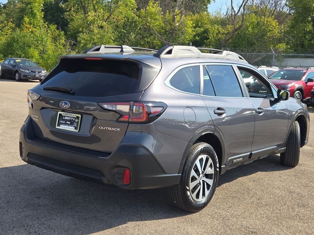 2020 Subaru Outback Premium photo 9