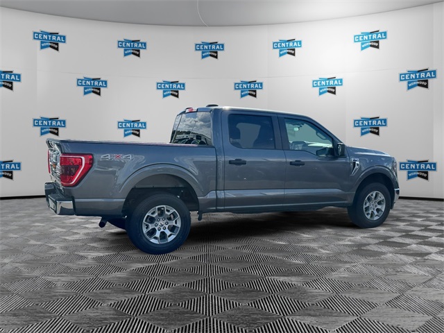 2023 Ford F-150 XLT photo 3