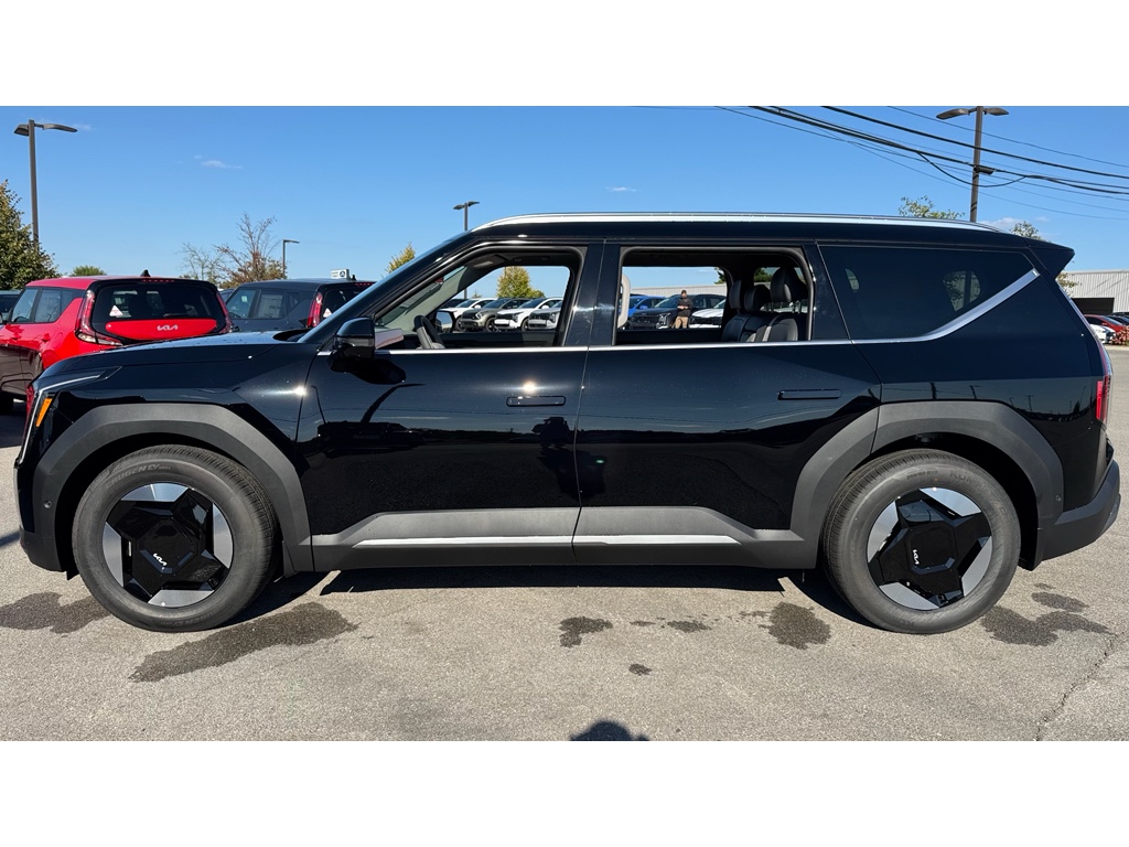 2026 Kia EV9 Wind photo 26