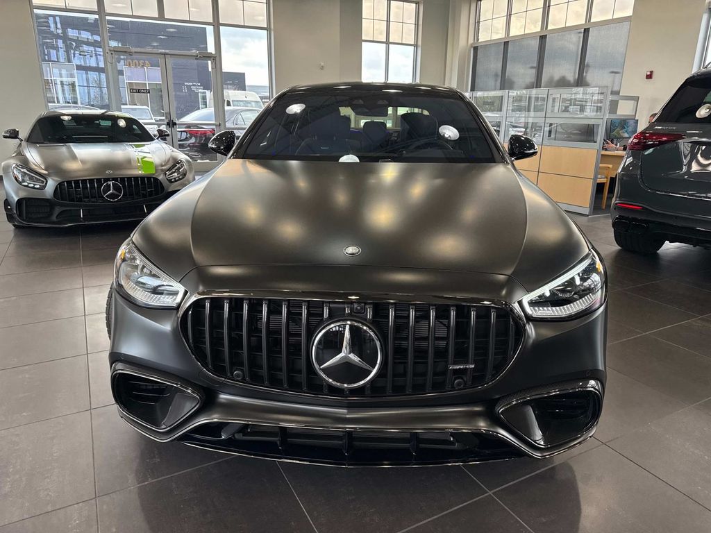 2025 Mercedes Benz S 63 e AMG 4MATIC photo 7