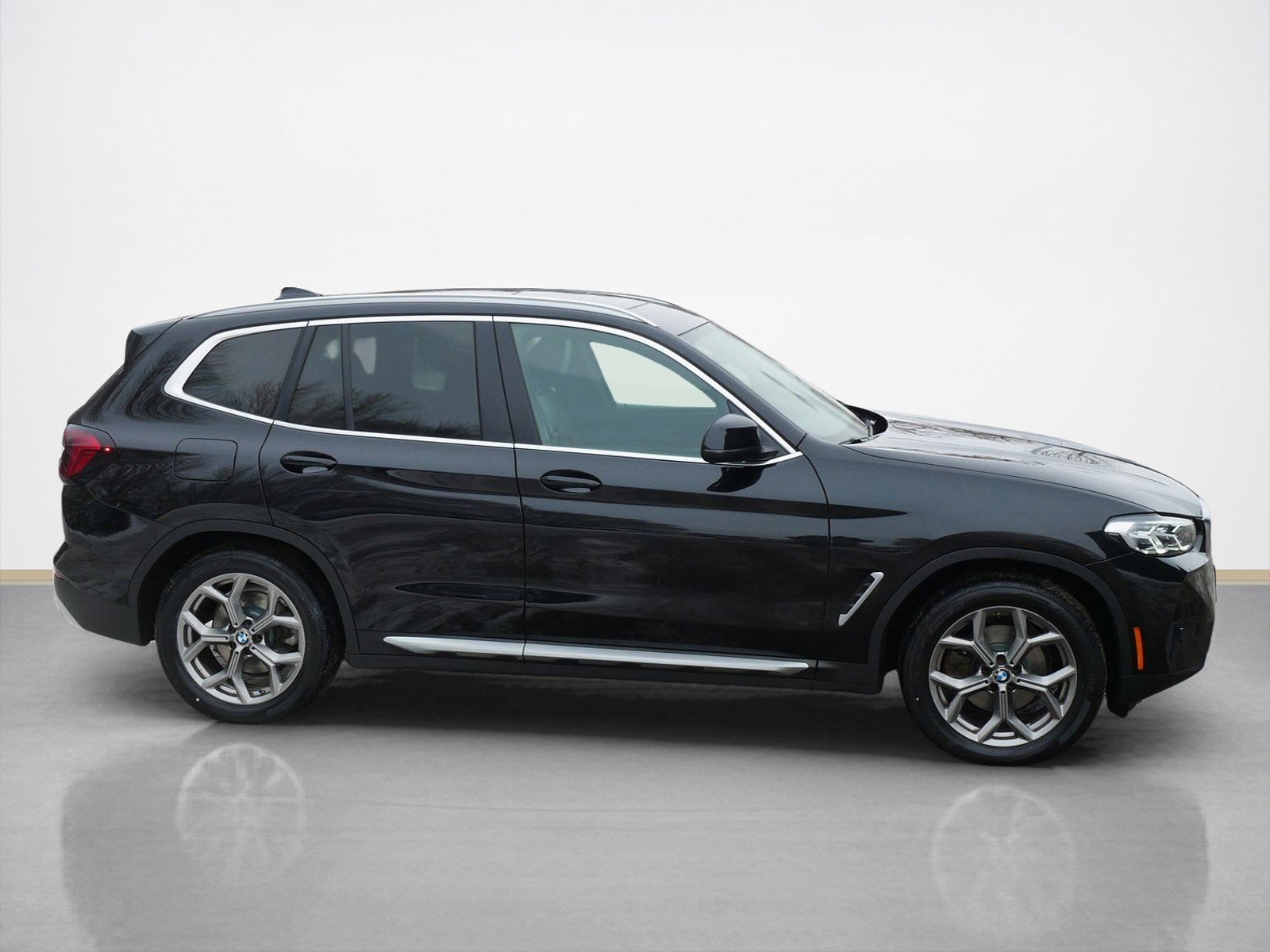 Used 2023 BMW X3 30i with VIN 5UX53DP06P9P93058 for sale in Maplewood, Minnesota