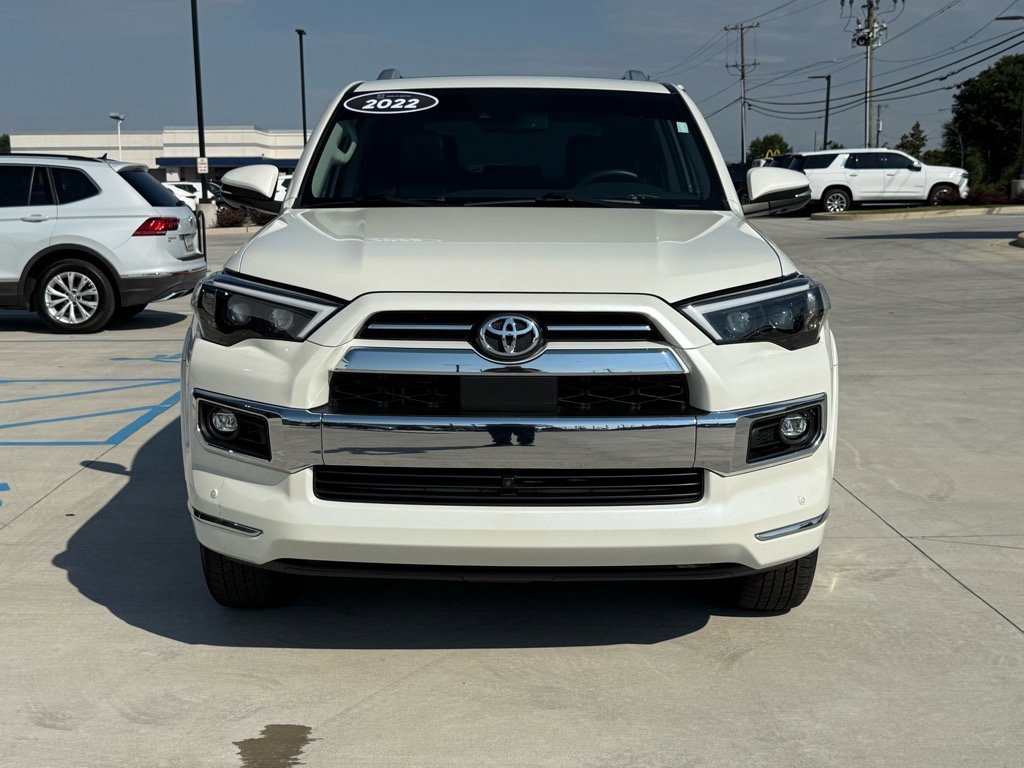 2022 Toyota 4Runner Limited photo 2