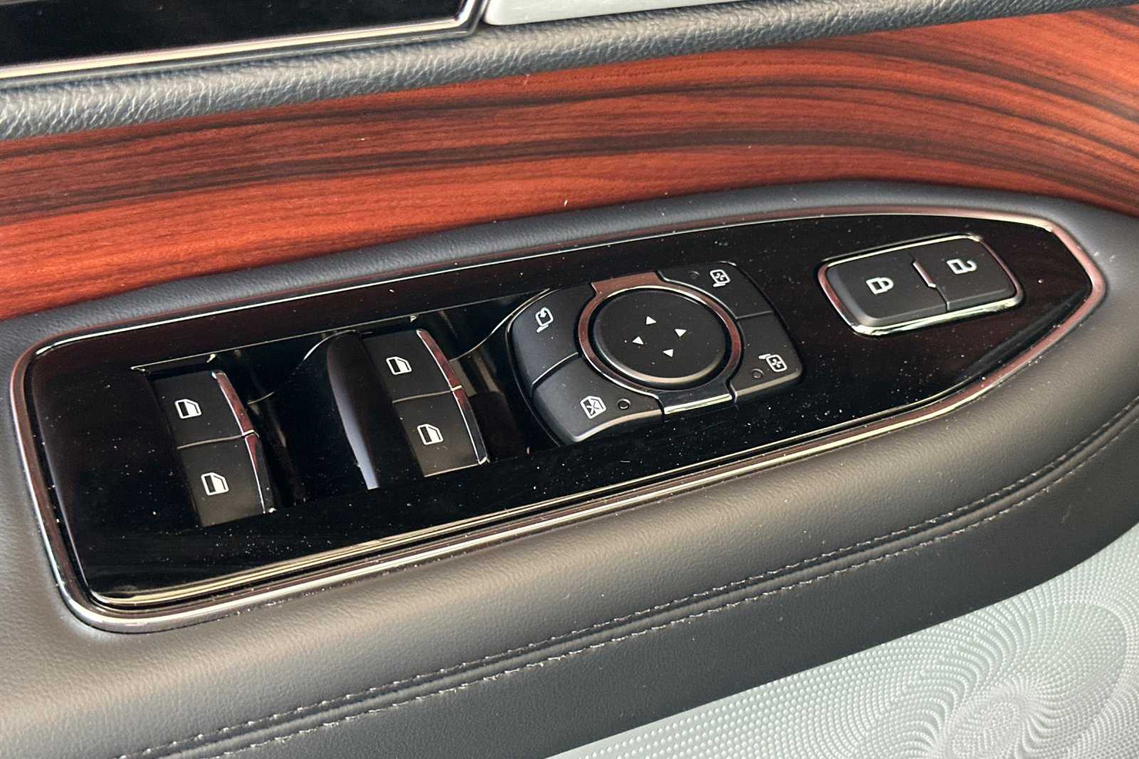 2024 Lincoln Navigator L Reserve photo 11