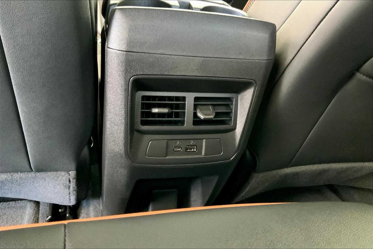 2025 Gmc Canyon AT4 photo 33