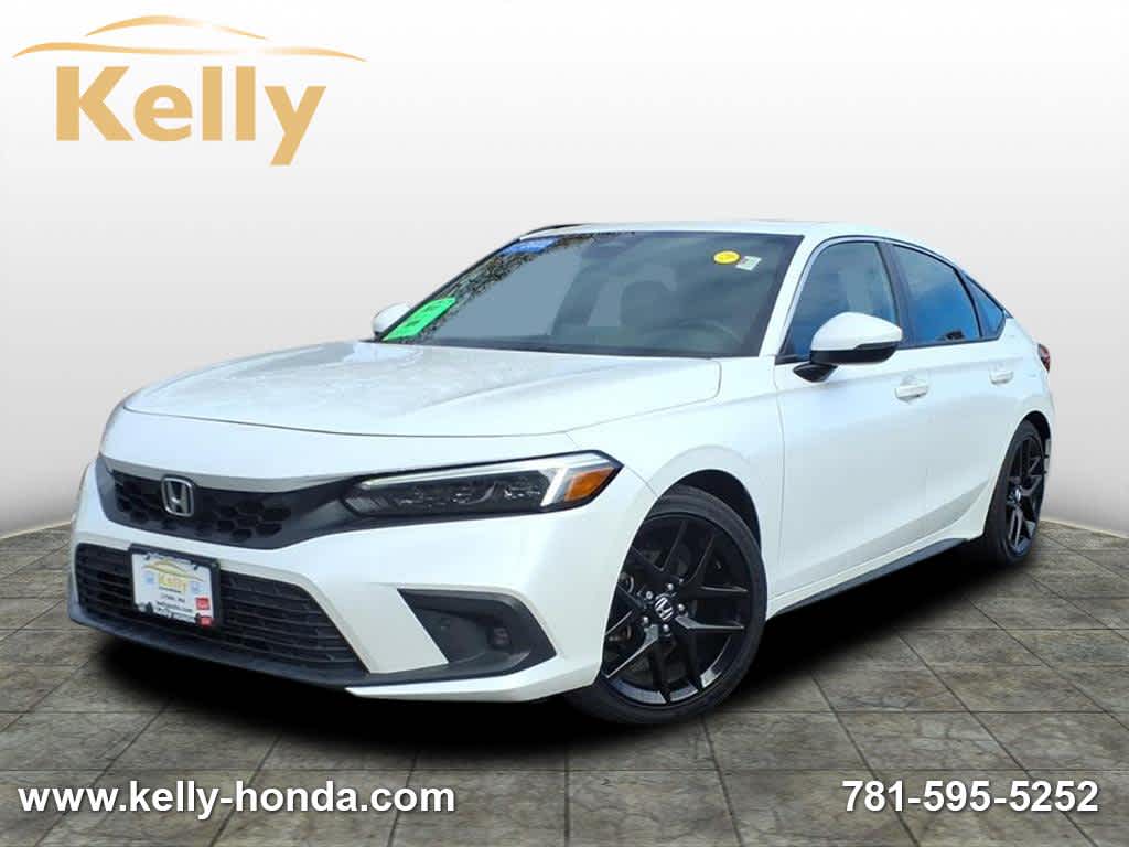 2022 Honda Civic Hatchback Sport Touring's photo