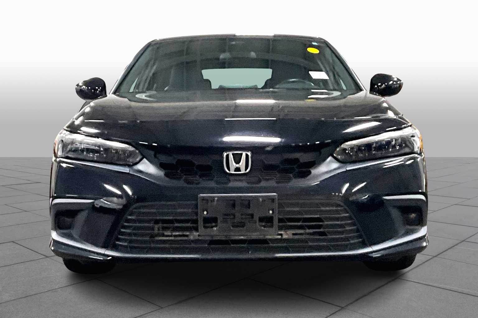 2022 Honda Civic Hatchback Sport photo 3