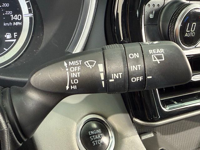 2020 Toyota Highlander XLE photo 52