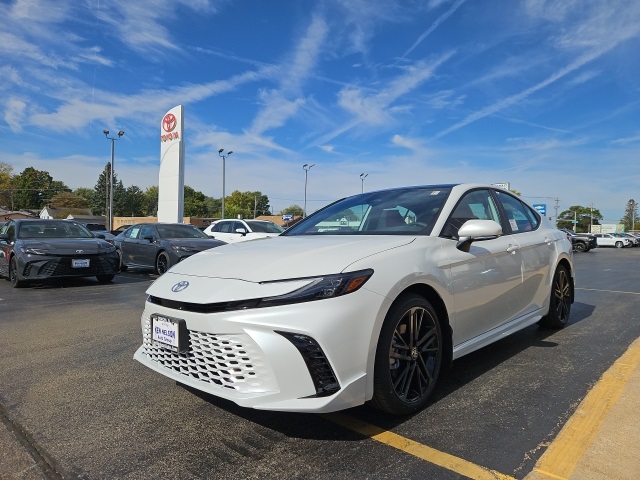 2026 Toyota Camry XSE photo 5