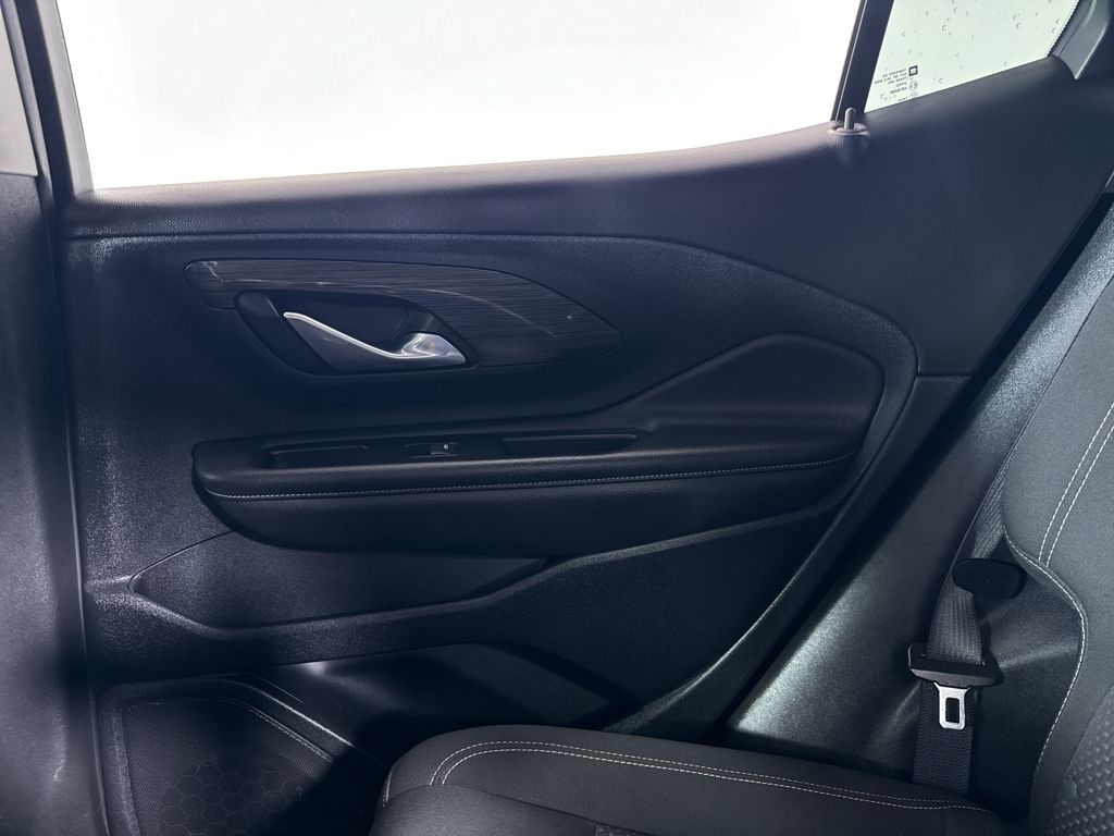 2022 Gmc Terrain SLE photo 38