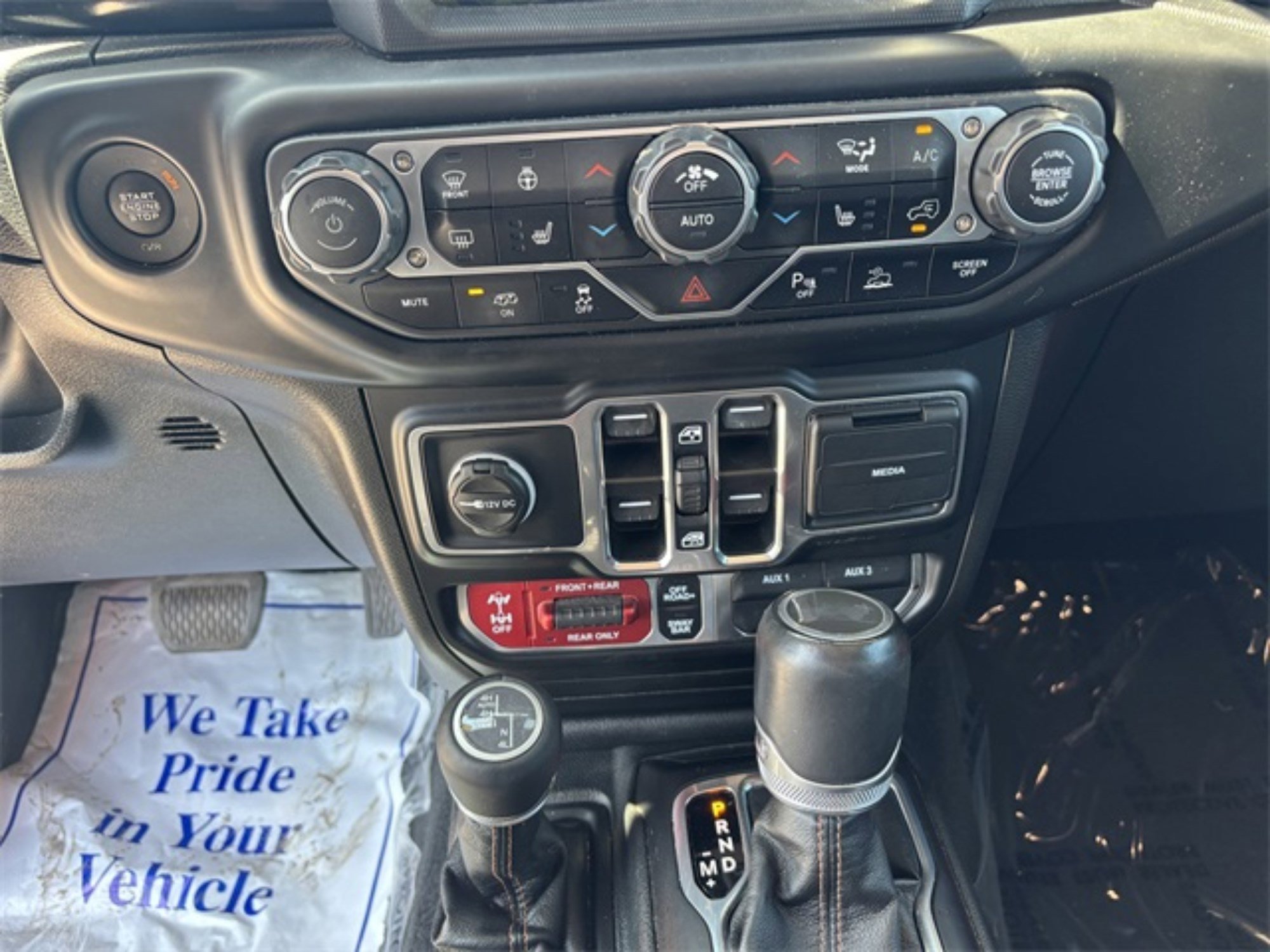 2023 Jeep Wrangler Rubicon 392 photo 14