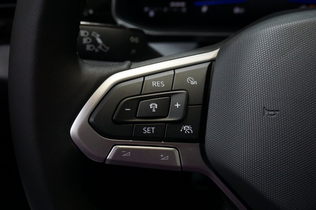 2025 Volkswagen Jetta 1.5T SE photo 17