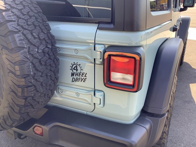 2024 Jeep Wrangler Willys 4xe photo 43