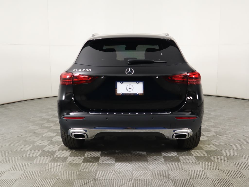 2025 Mercedes Benz GLA 250 photo 6