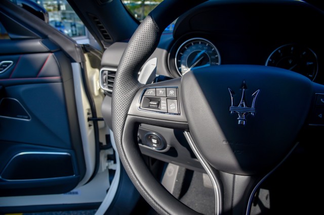 2024 Maserati Levante GT photo 28