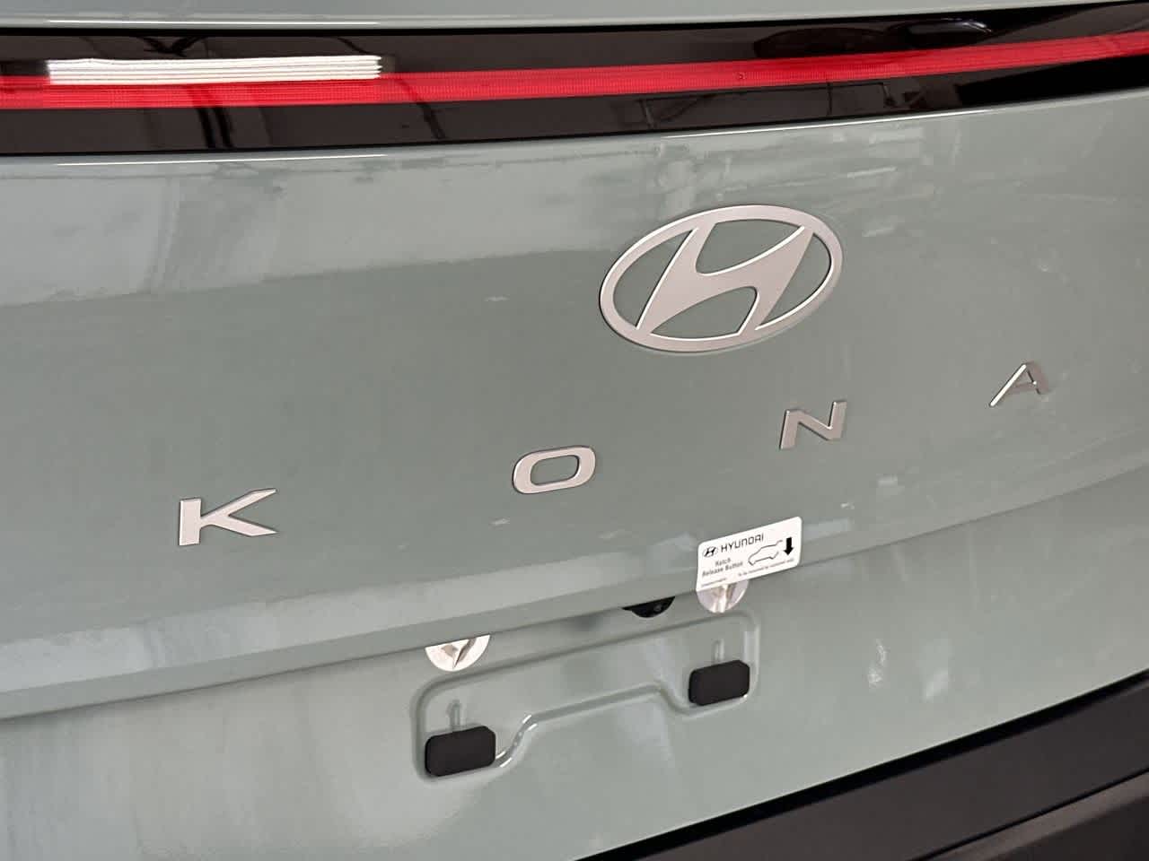 2026 Hyundai Kona SEL photo 9