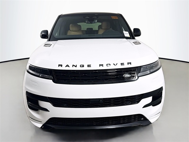 2025 Land Rover Range Rover Sport SE photo 2