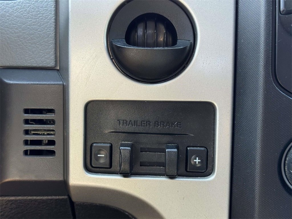2013 Ford F-150 XLT photo 5