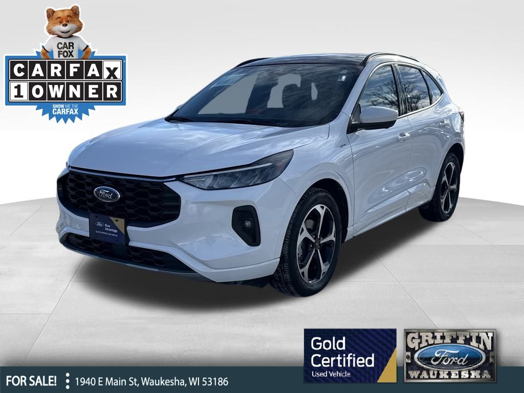 2023 Ford Escape ST-Line Select's photo