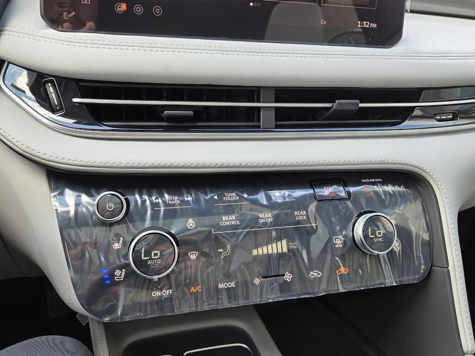 2026 Infiniti QX60 Luxe AWD photo 24