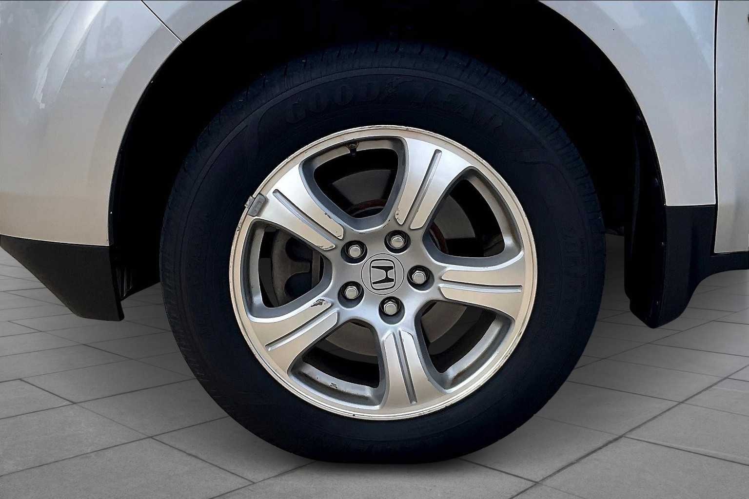2014 Honda Pilot EX-L photo 9