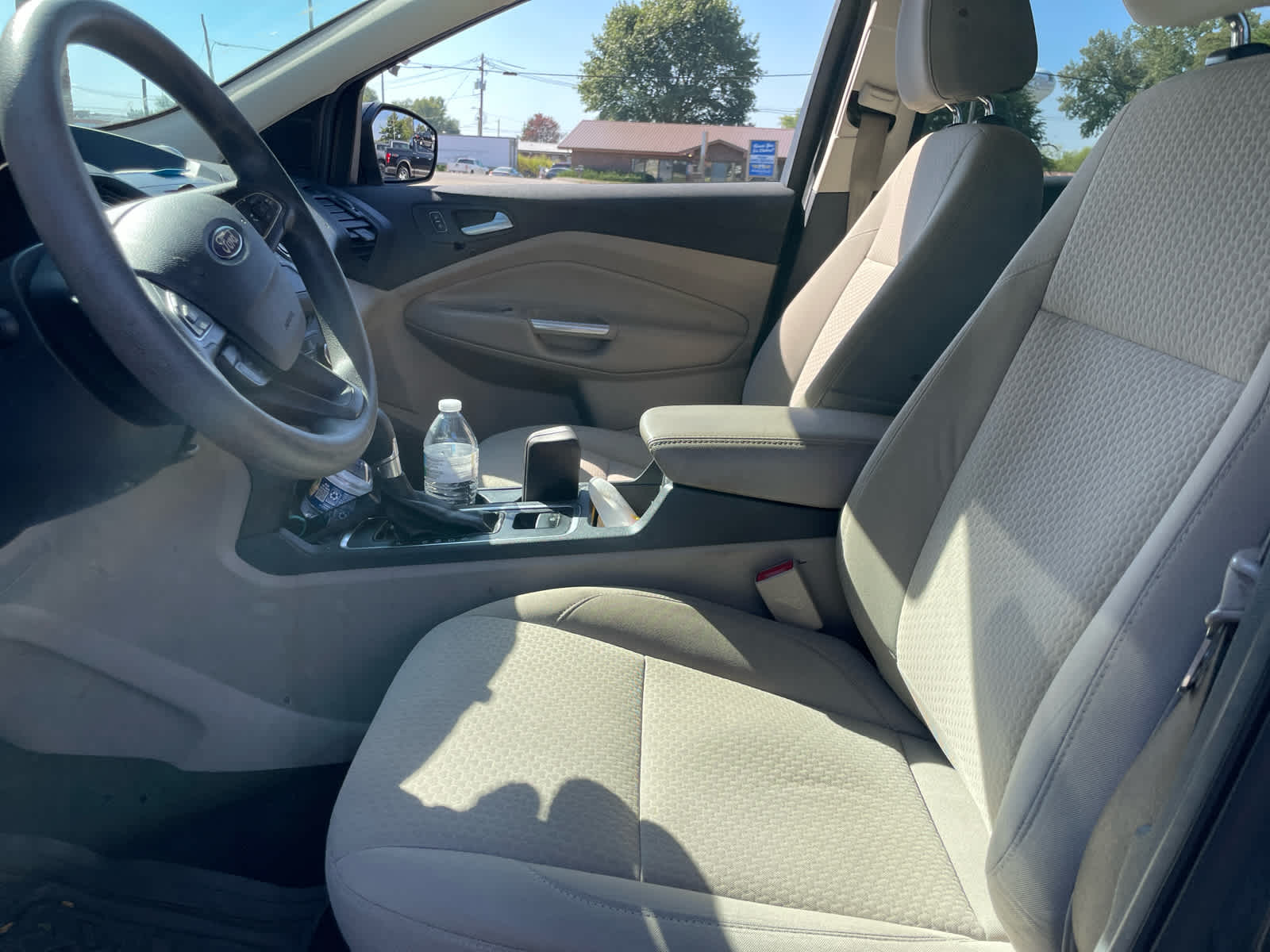 2017 Ford Escape SE photo 3