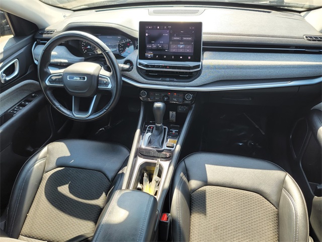 2022 Jeep Compass Latitude photo 30