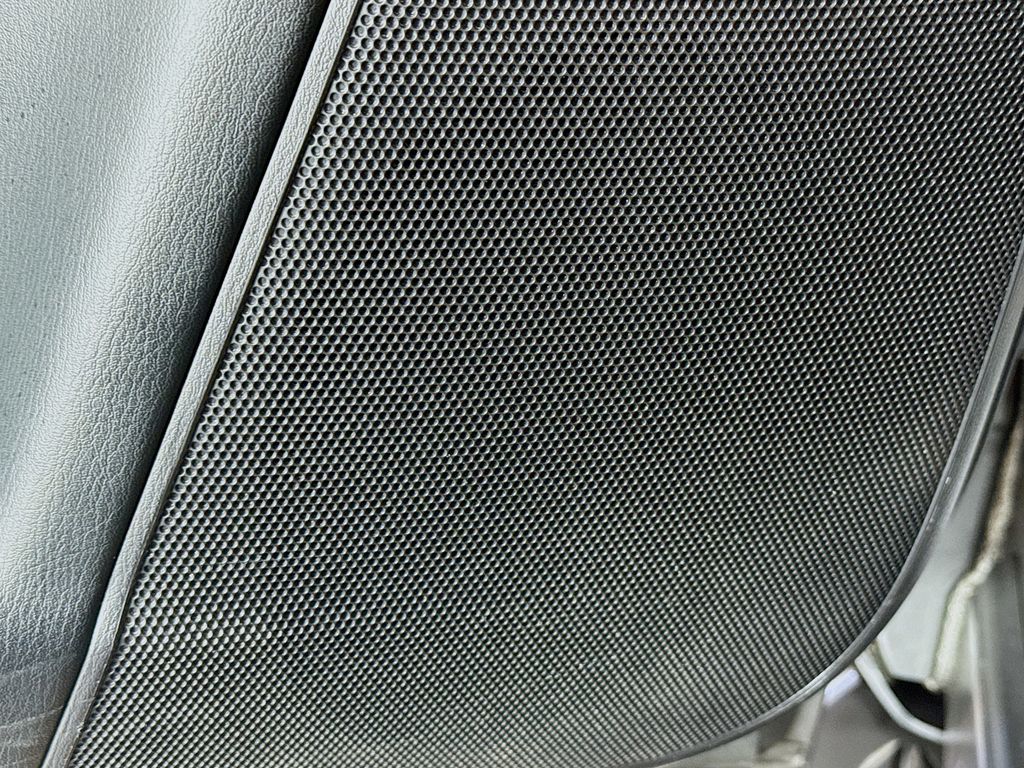2017 Infiniti QX80 photo 19