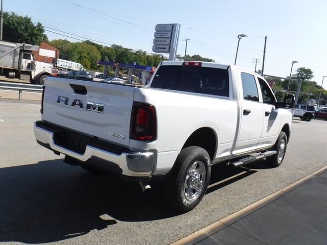 2026 Ram 3500 Tradesman photo 8