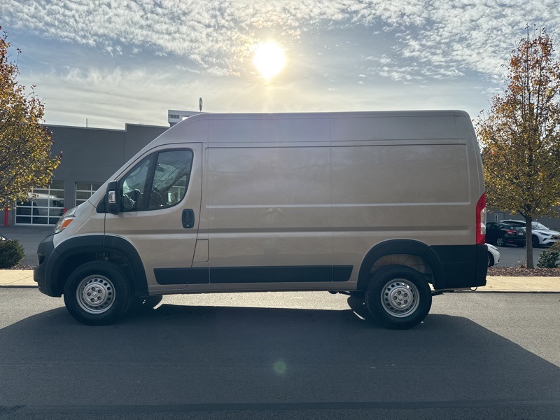 2026 Ram ProMaster 2500 photo 2