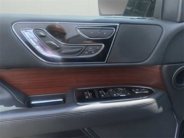 2022 Lincoln Navigator Reserve photo 7