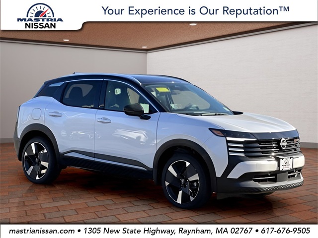 2025 Nissan Kicks SR AWD's photo