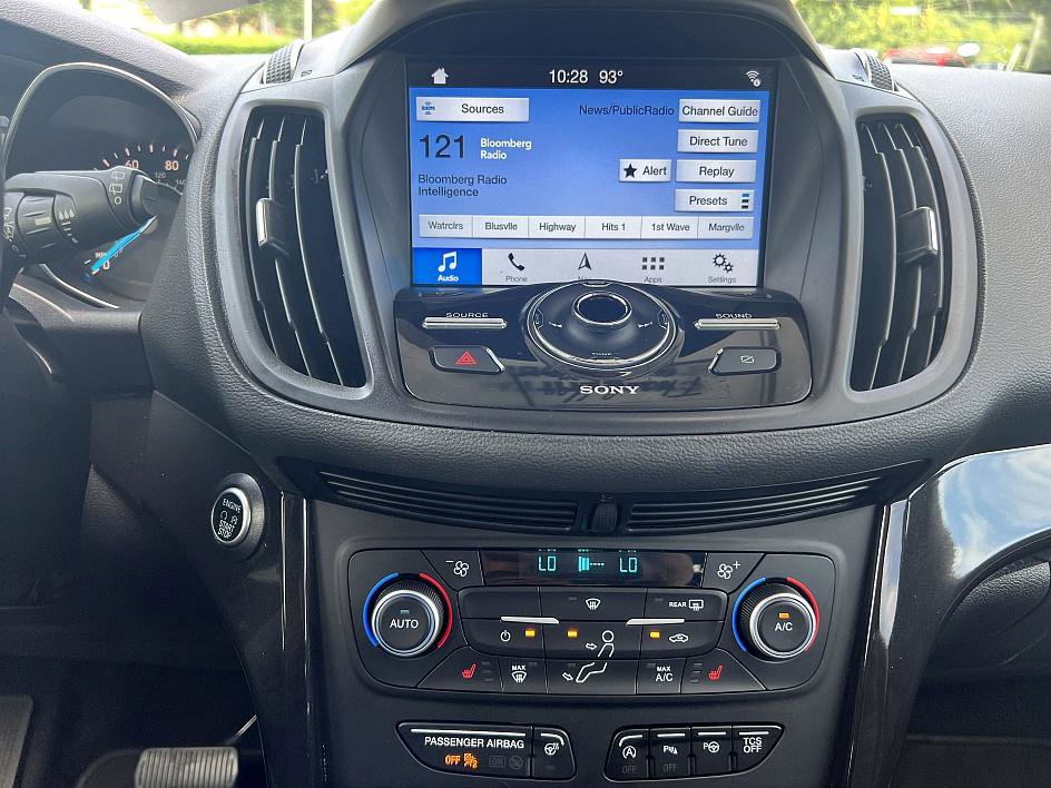 2019 Ford Escape Titanium photo 22