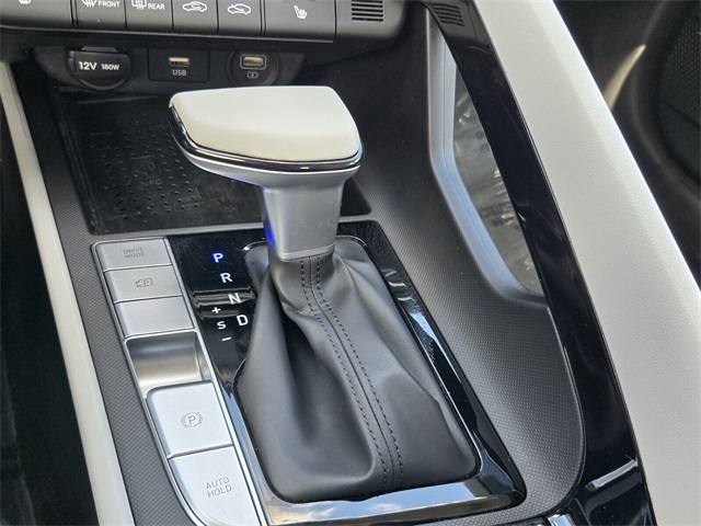 2023 Hyundai Elantra Limited photo 23