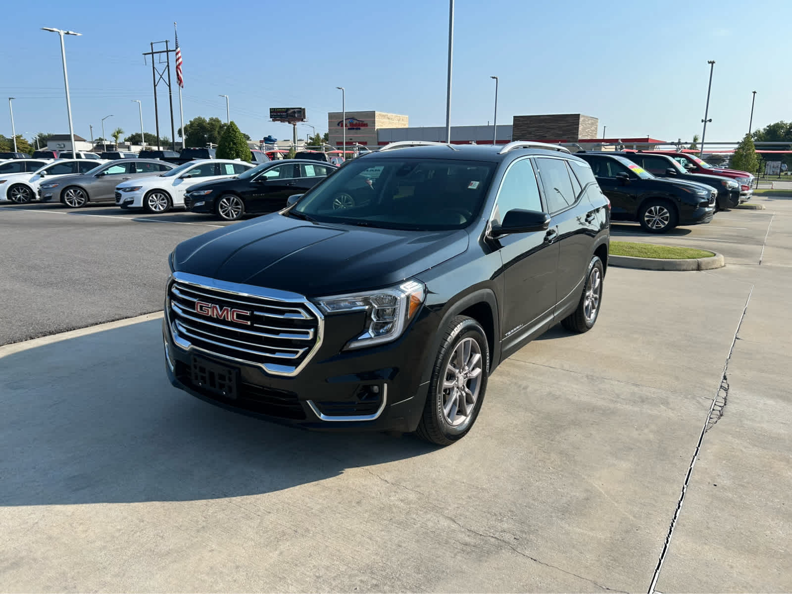 2024 Gmc Terrain SLT photo 3