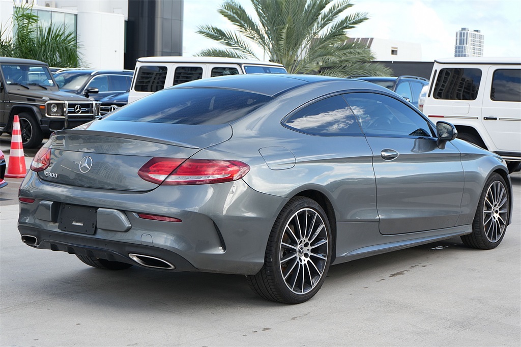 2018 Mercedes Benz C 300 photo 4