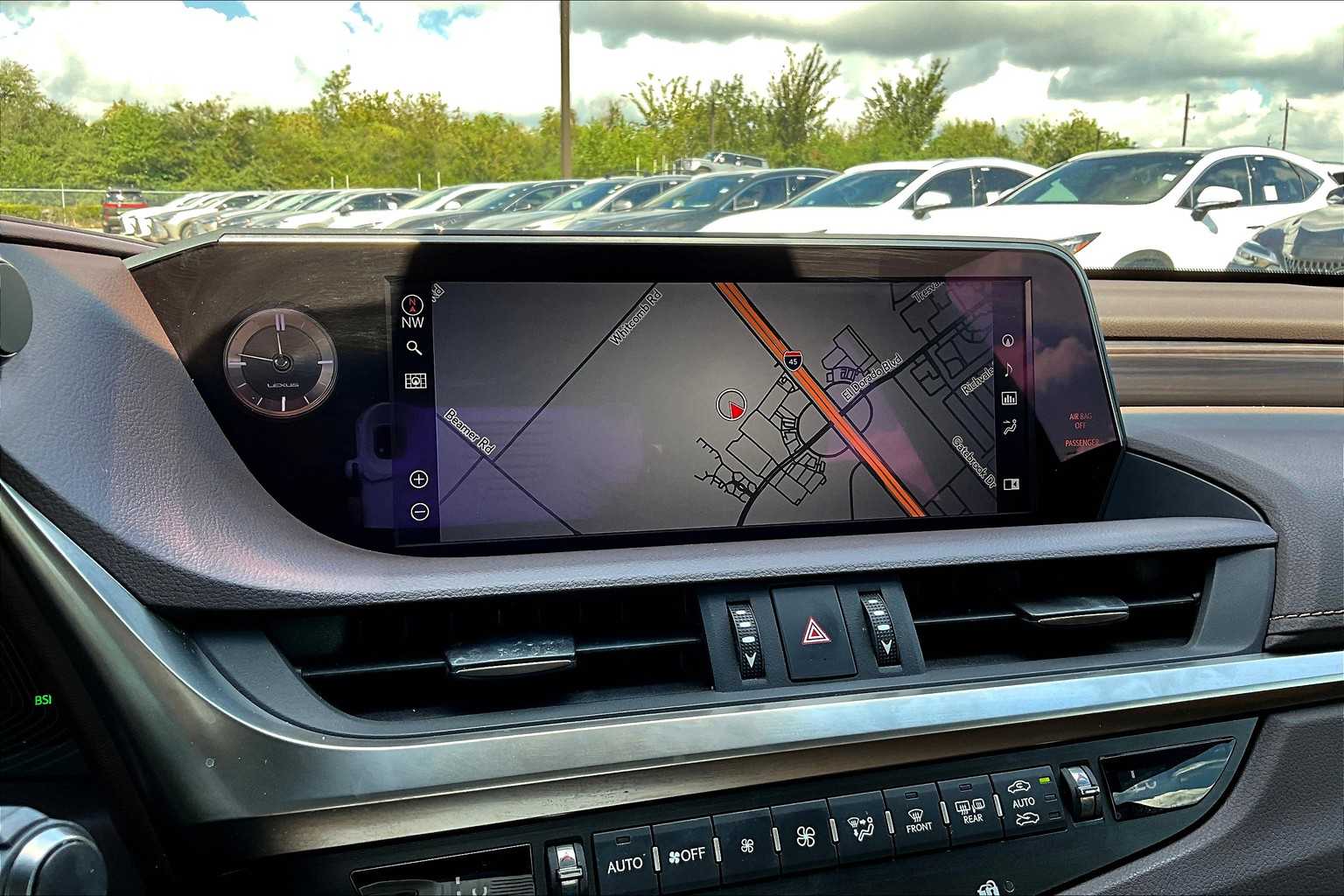 2020 Lexus ES 350 Luxury photo 29