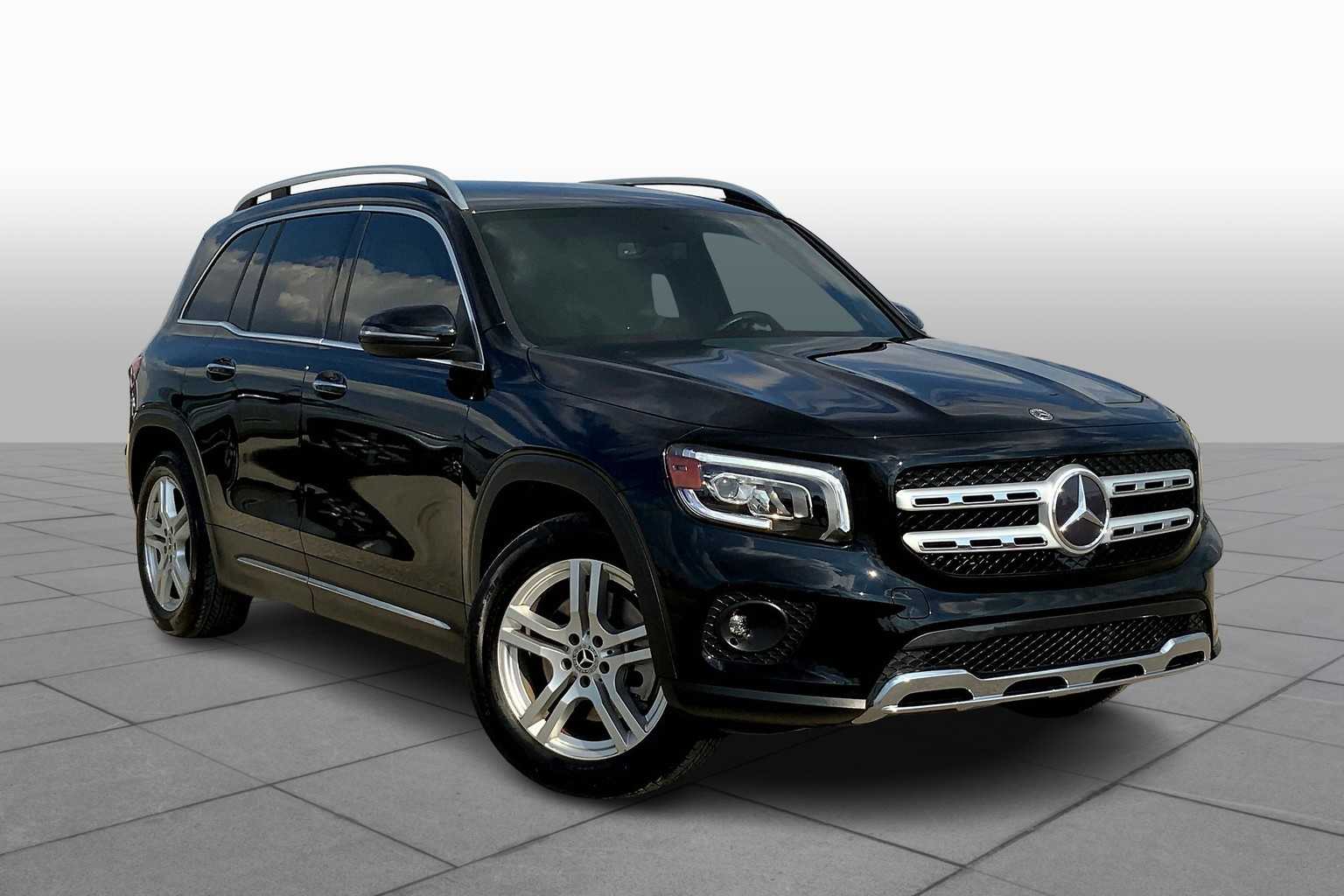 2023 Mercedes Benz GLB 250 photo 2