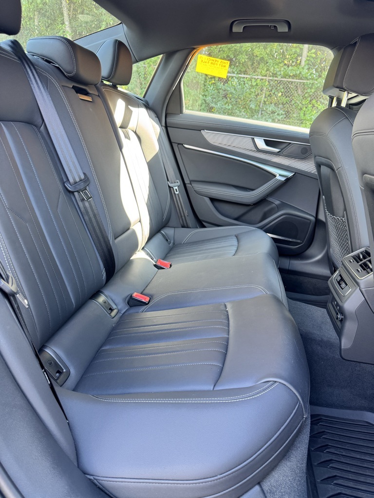 2024 Audi A6 Premium Plus Quattro photo 7