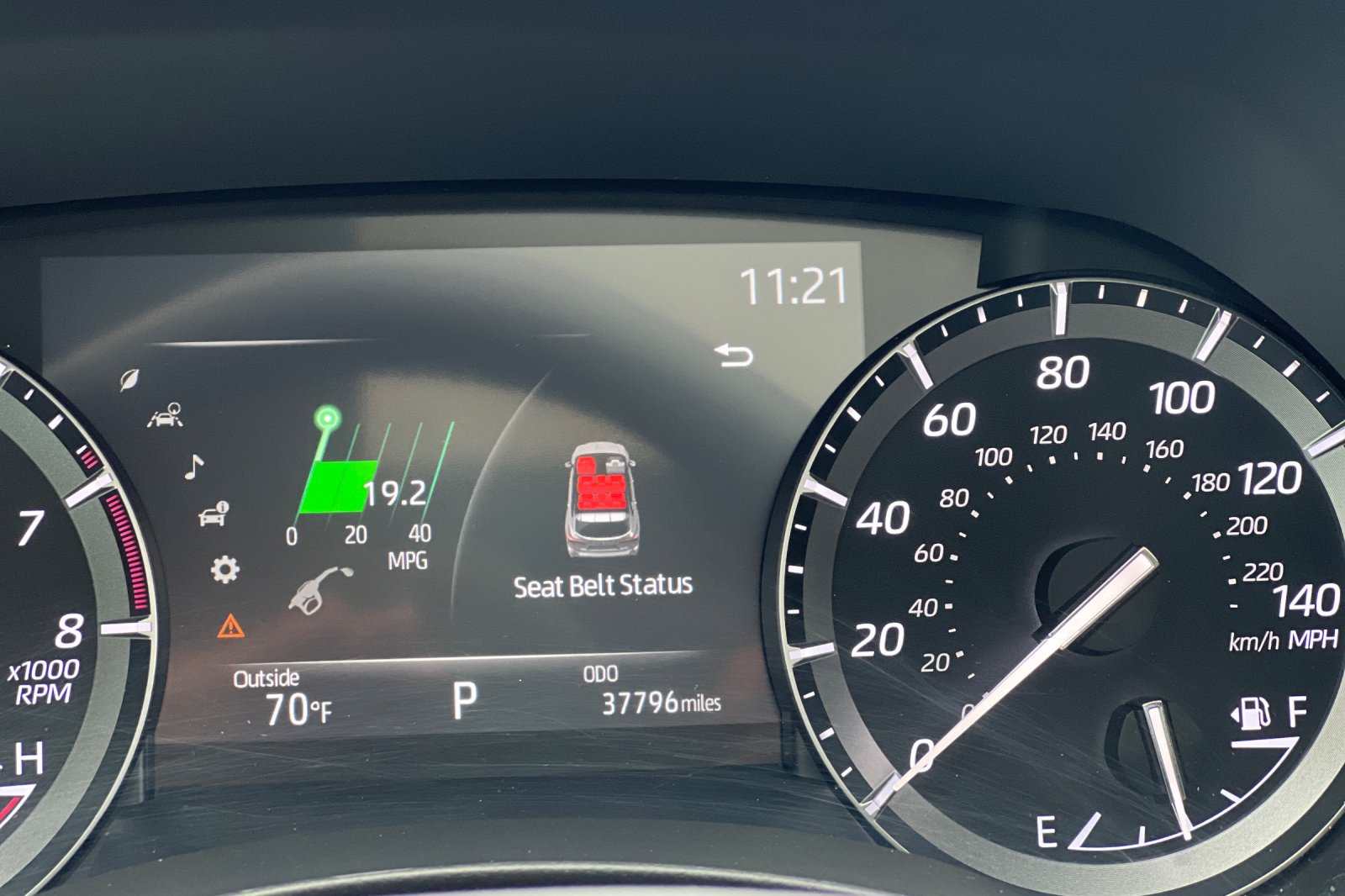 2021 Toyota Highlander XLE photo 19