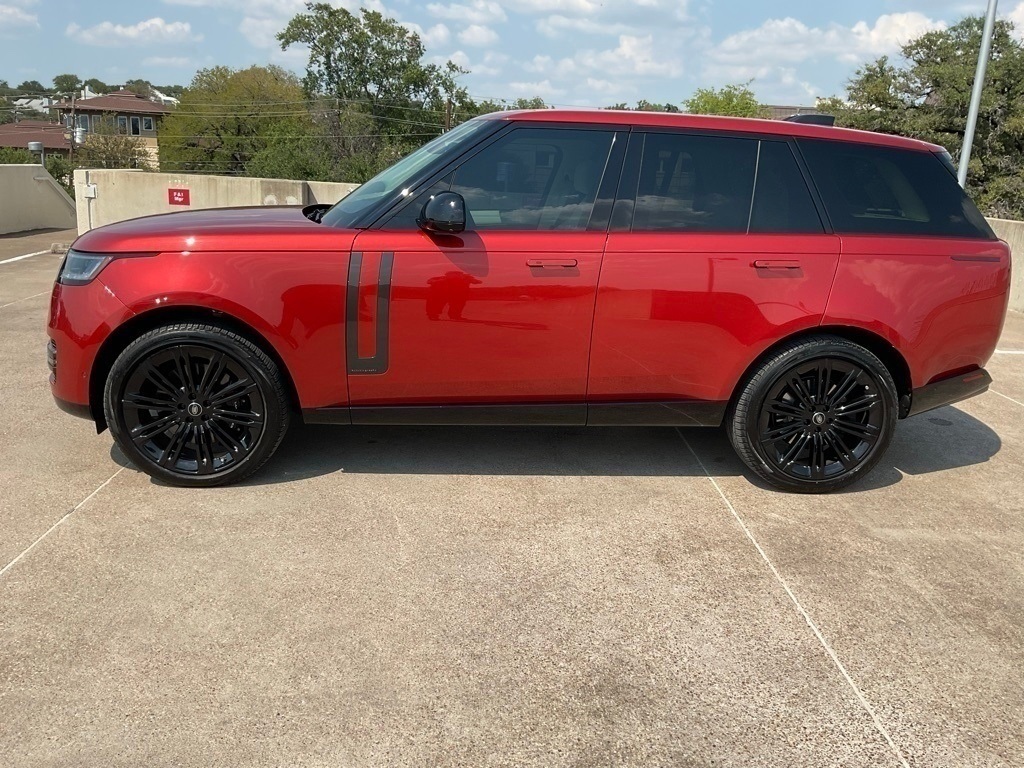 2024 Land Rover Range Rover Autobiography photo 2