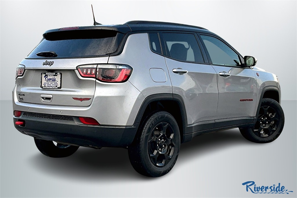 2023 Jeep Compass Trailhawk photo 5
