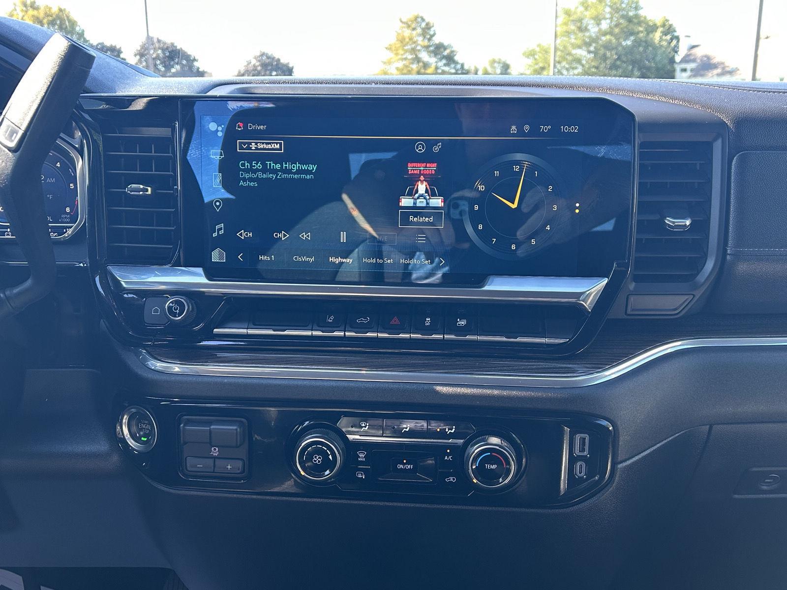 2024 Chevrolet Silverado 2500HD LT photo 12