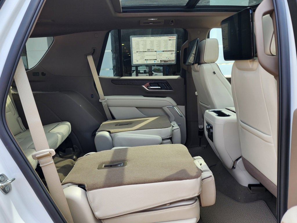 2026 Gmc Yukon Denali photo 48